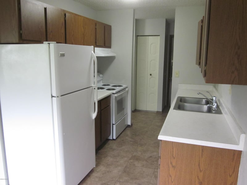 10 12th Ave NE, Elbow Lake, MN 56531