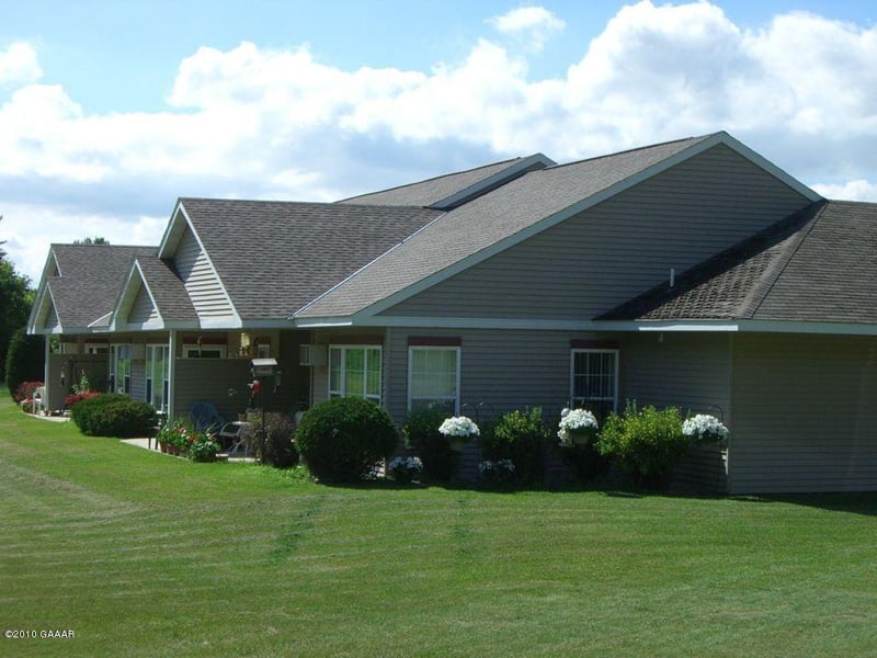 301 Glen Terrace Dr, Glenwood, MN 56334