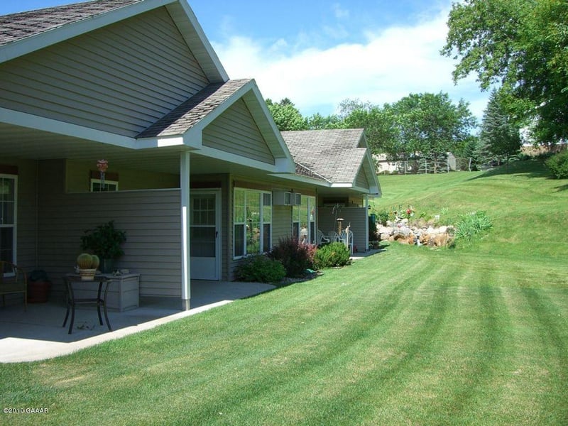 301 Glen Terrace Dr, Glenwood, MN 56334