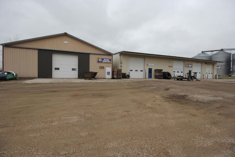 101 Memorial Drive Se, Hoffman, MN 56339