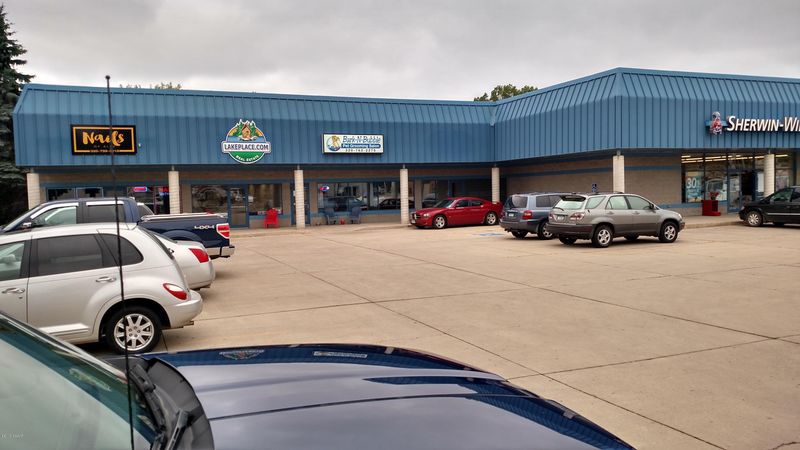 1402 Broadway St, Alexandria, MN 56308