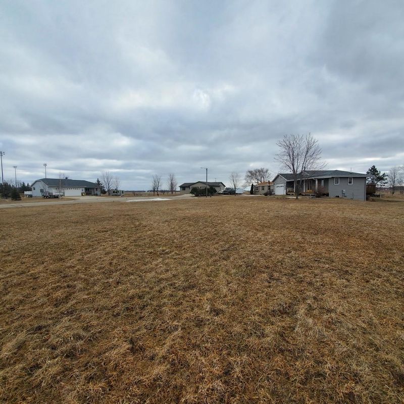 302 E 2nd St, Carlos, MN 56319