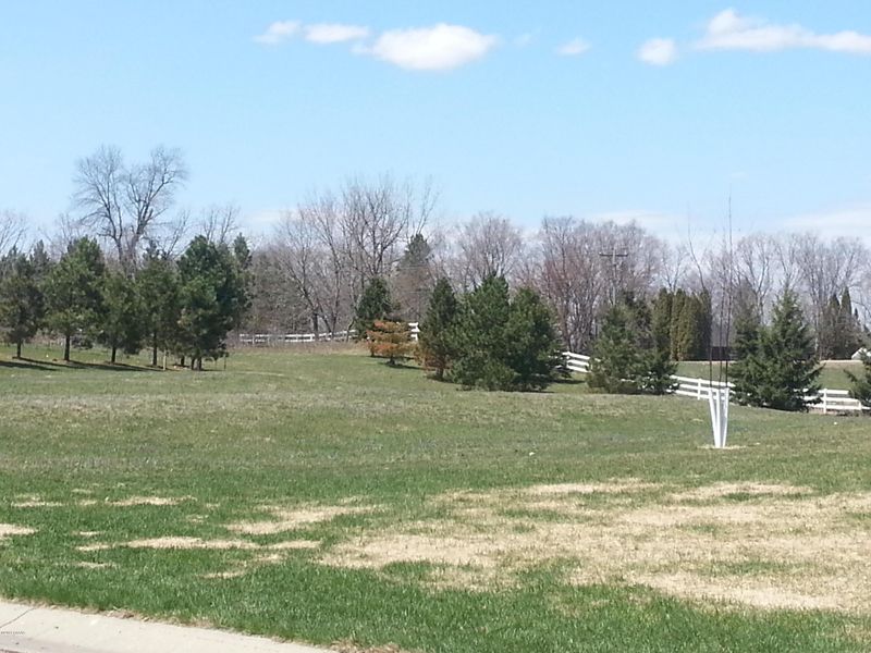Lot 3 Highland Ct, Alexandria, MN 56308