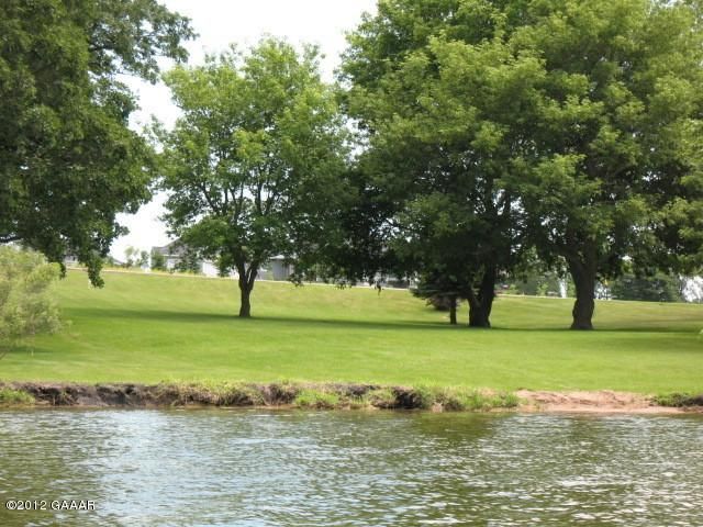 316 Oak Point Rd, Elbow Lake, MN 56531