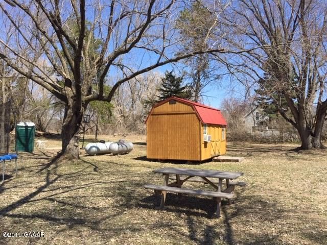 102 E Central Ave, Clitherall, MN 56524