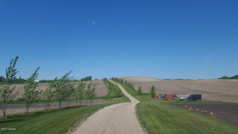 12744 Carnation Ln SW, Farwell, MN 56327