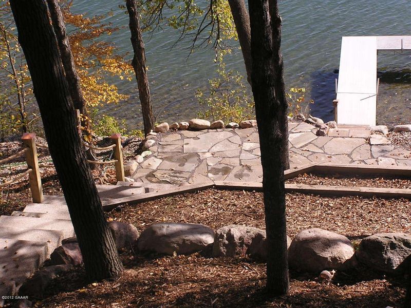 1648 Mount Carmel Dr NE, Alexandria, MN 56308
