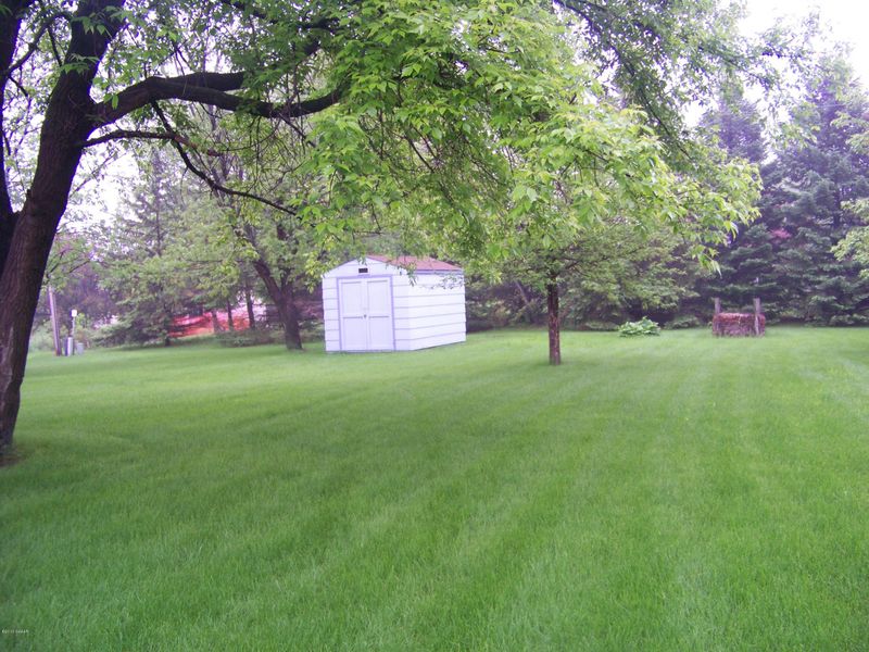 1012 S Darling Dr NW, Alexandria, MN 56308