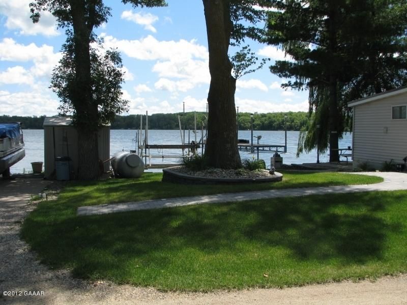 13411 Falcon Dr, Osakis, MN 56360