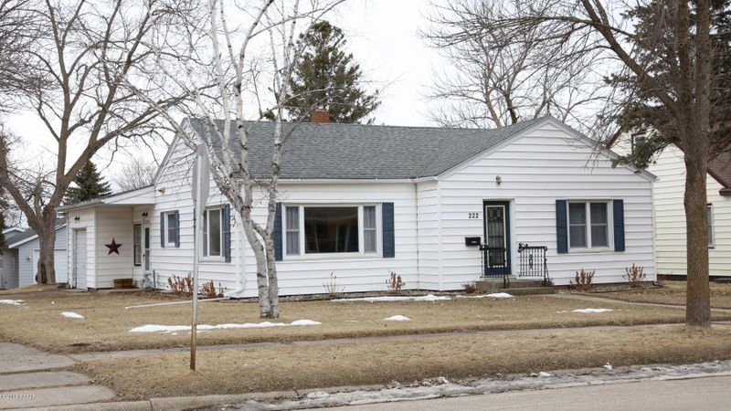 222 6th Ave SE, Glenwood, MN 56334