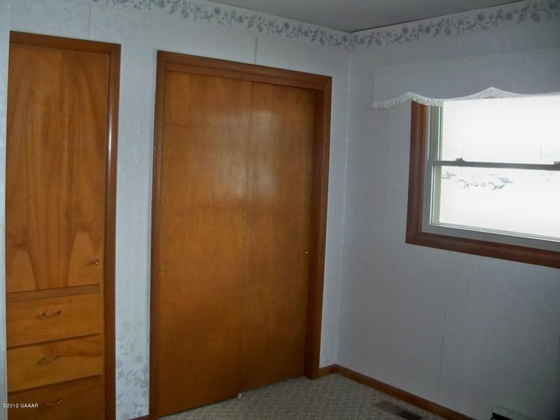 1002 Fillmore St, Alexandria, MN 56308