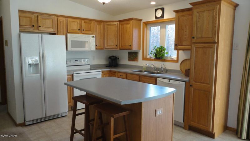 5150 Birchwood Ct NW, Alexandria, MN 56308