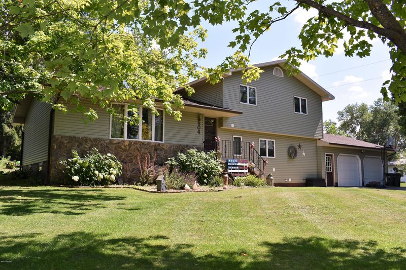504 Holmes Ave, Brandon, MN 56315