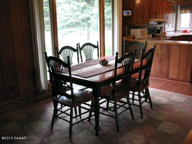 110 10th Ave Se, Elbow Lake, MN 56531