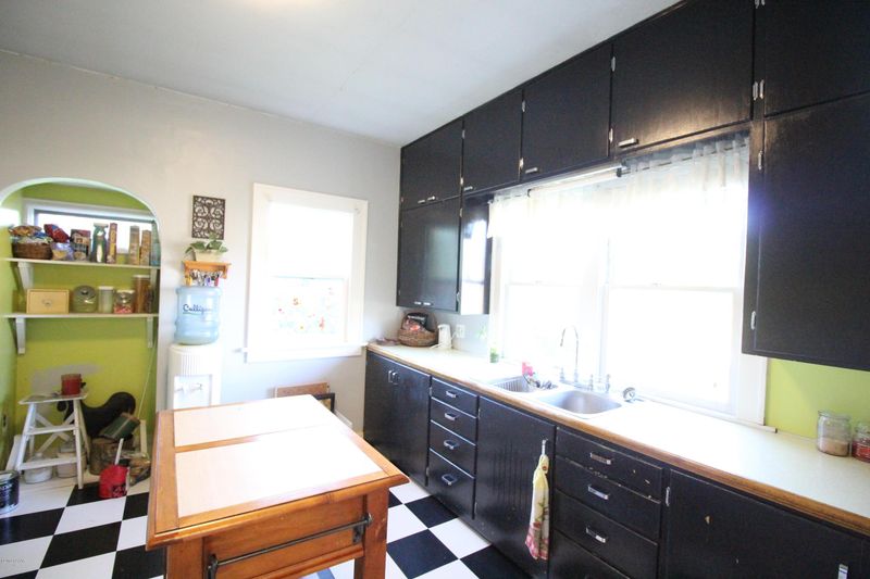 400 W Main St W, Cyrus, MN 56323