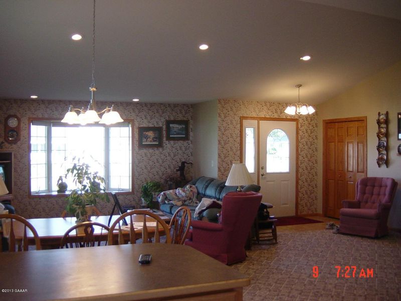 1821 Summer Ln, Alexandria, MN 56308