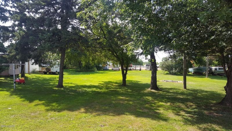 15 N Douglas Ave, Carlos, MN 56319