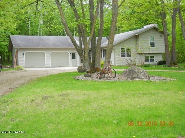 220 Bluffs Rd NW, Alexandria, MN 56308