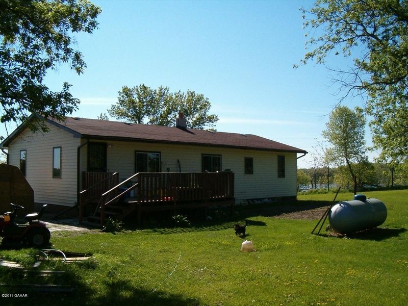 28475 County 13 Rd, Starbuck, MN 56381