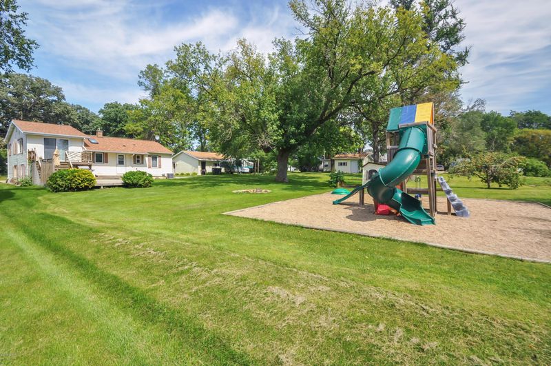 506 E Nestor St E, Osakis, MN 56360