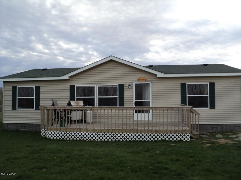 900 County Road 10 NE, Osakis, MN 56360