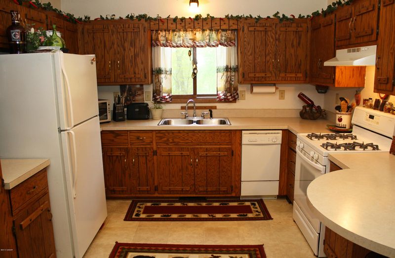 9337 Maple Cir NW, Alexandria, MN 56308