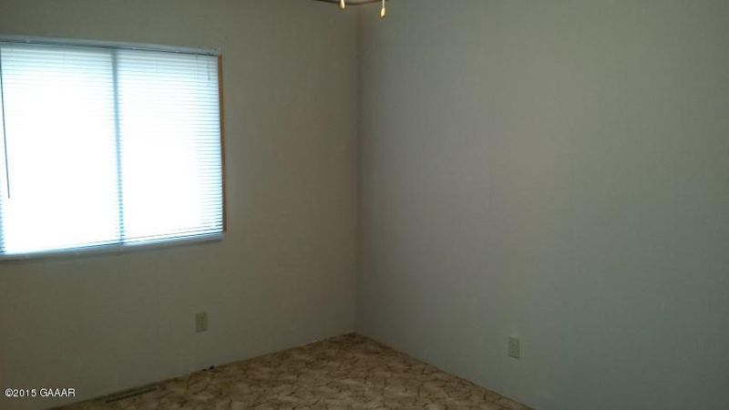 316 Muyres Ave, Carlos, MN 56319