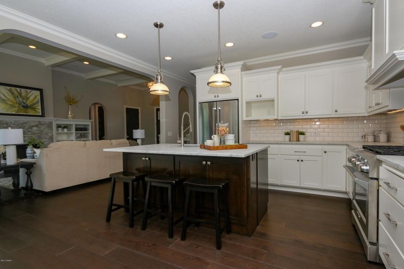 7155 Emerald Dr NE, Alexandria, MN 56308