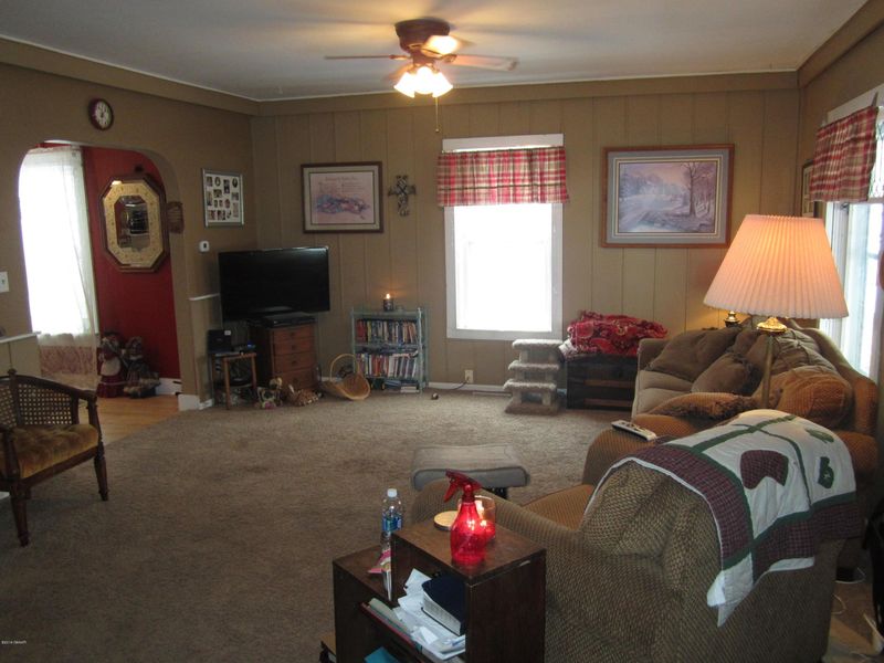 511 Cedar St, Alexandria, MN 56308