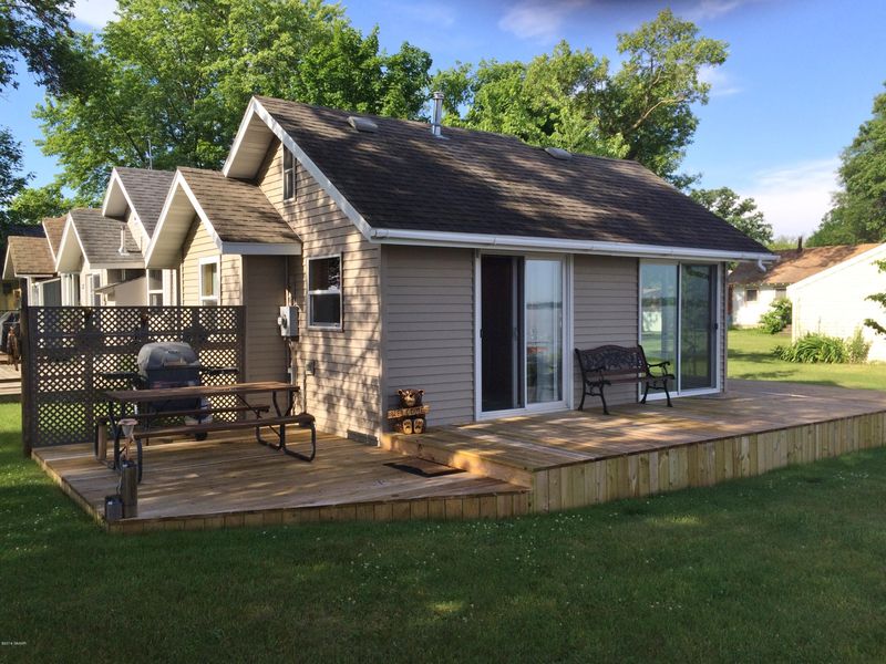 1731 E Lake St E, Osakis, MN 56360