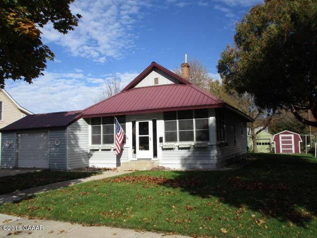 221 1st Ave NE, Glenwood, MN 56334