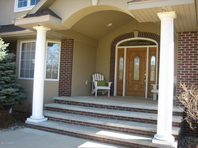 2029 Whispering Oaks Dr NE, Alexandria, MN 56308