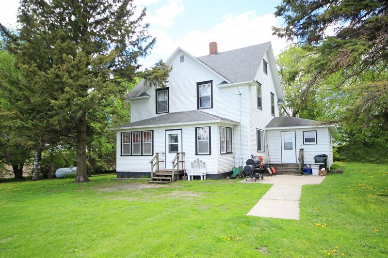 9180 Clear View Rd NW, Garfield, MN 56332
