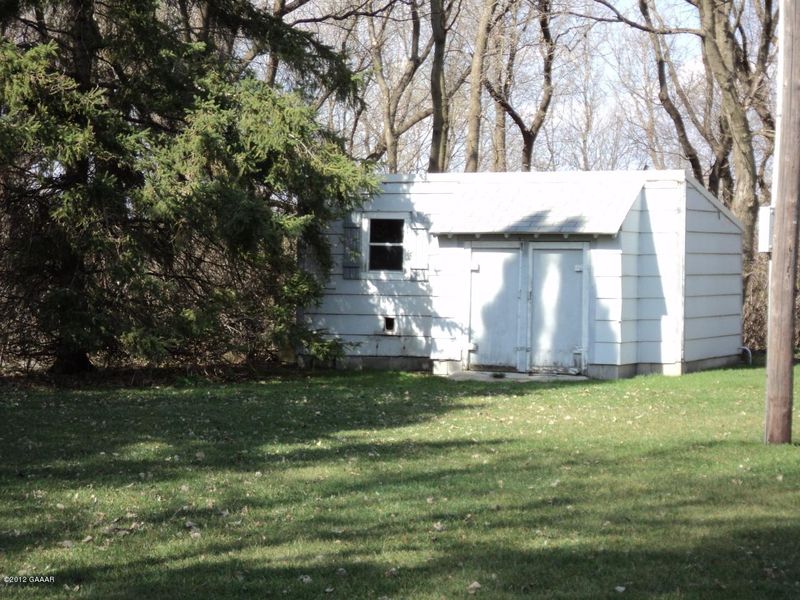 4222 Calvary Rd SE, Osakis, MN 56360