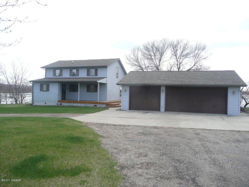 36528 N Silver Lake Rd, Battle Lake, MN 56515