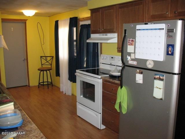 911 3rd St SE, Elbow Lake, MN 56531