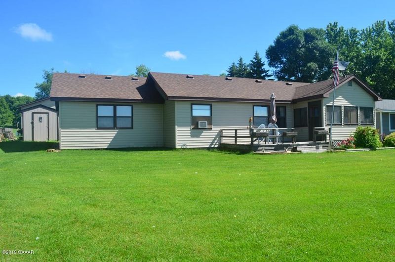 17415 Highview Ave, Glenwood, MN 56334
