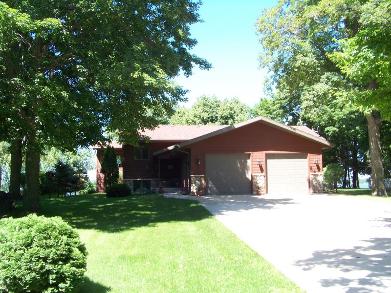 5920 E Lake Mary Rd SW, Alexandria, MN 56308