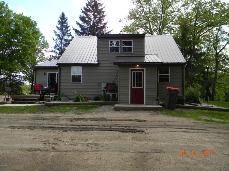 1102 Birch Ave, Alexandria, MN 56308