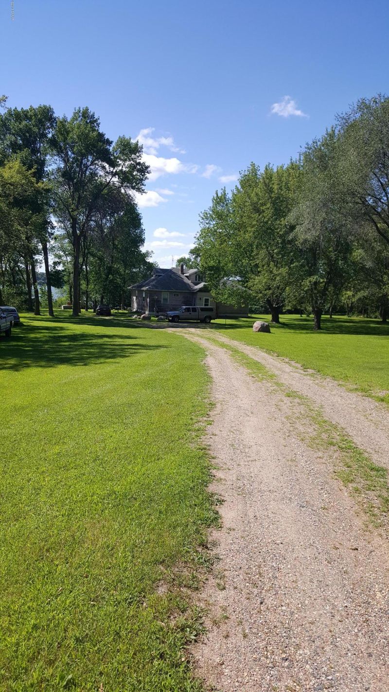 10249 Alcott Dr, Sauk Centre, MN 56378