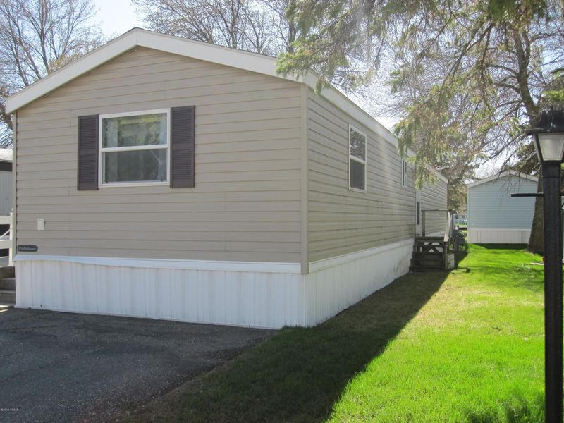 3305 S Broadway St, Alexandria, MN 56308