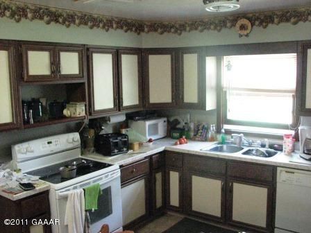 206 Pike St, Osakis, MN 56360