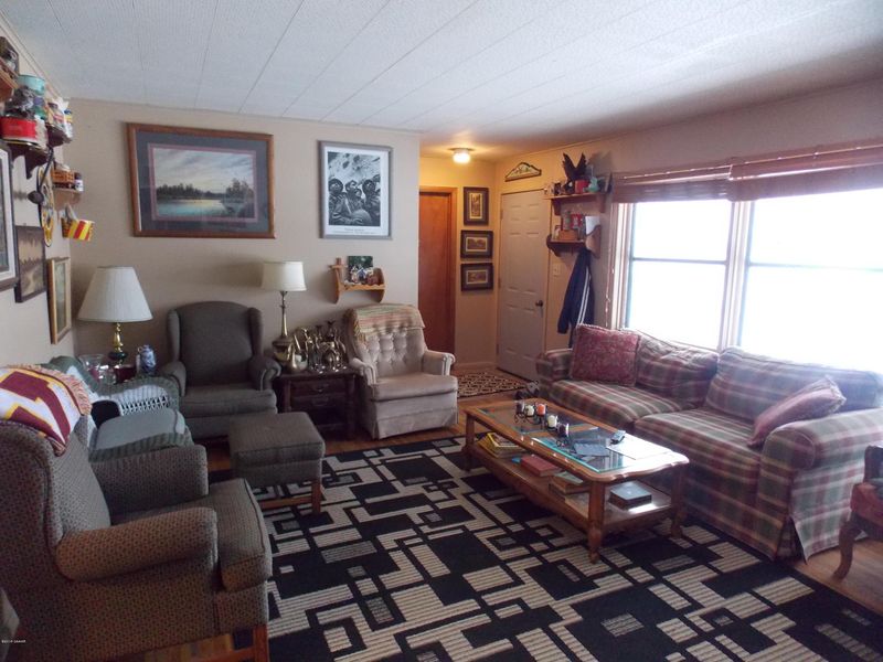 521 17th Ave W, Alexandria, MN 56308