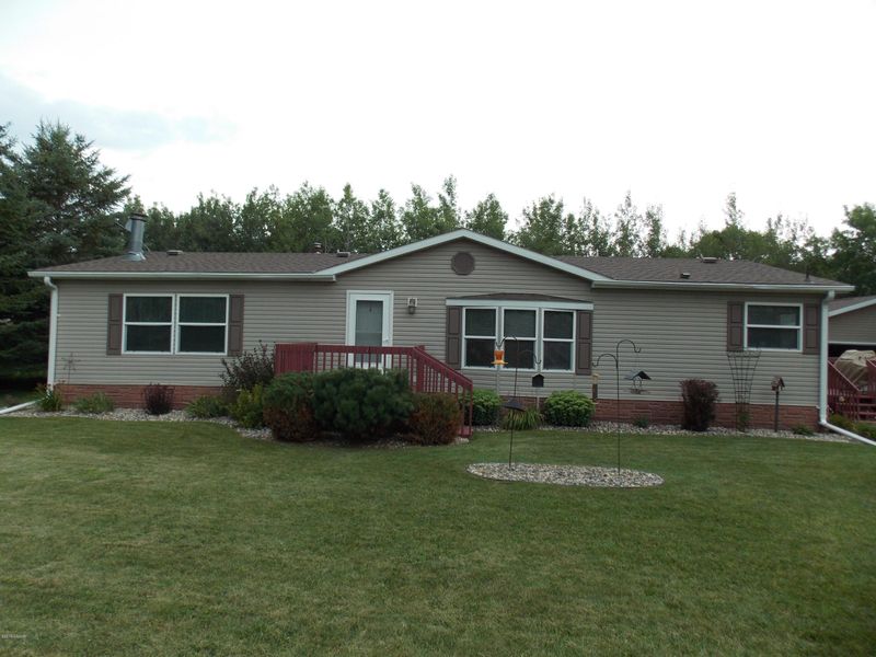 4775 S Riverview Dr NE, Carlos, MN 56319