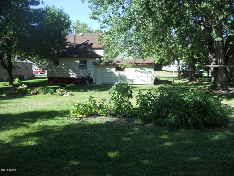 314 3rd Ave SE, Glenwood, MN 56334