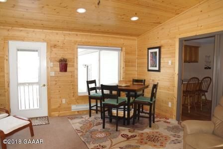 326 Eleanor Ave, Morris, MN 56267