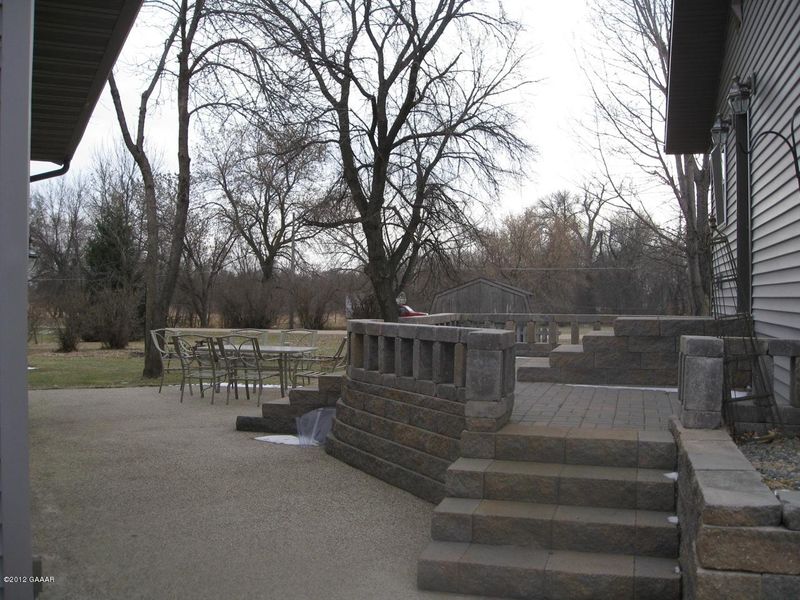 605 Abercrombie St, Starbuck, MN 56381