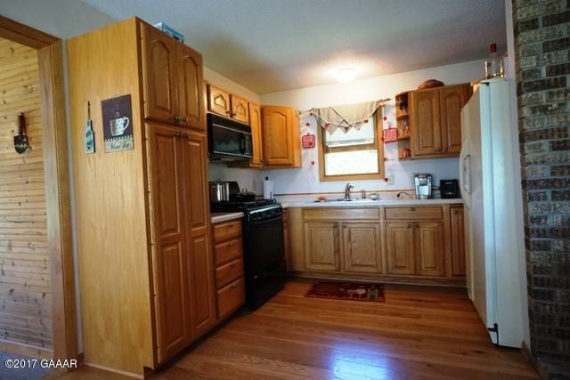 3283 Island Rd SW, Hoffman, MN 56339