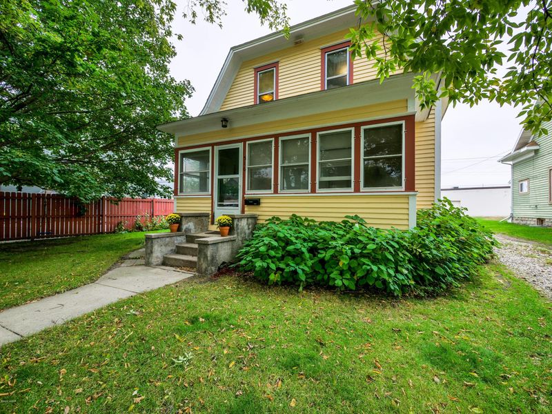 516 Irving St, Alexandria, MN 56308