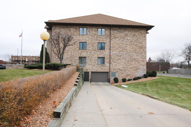 500 Fillmore St #306, Alexandria, MN 56308